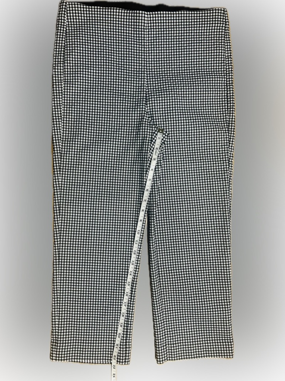 LN Chico's SZ 1.5 (US 10) Black & White Pull-on Gingham Crop Pants/Waist 32”-38” - Picture 5 of 6